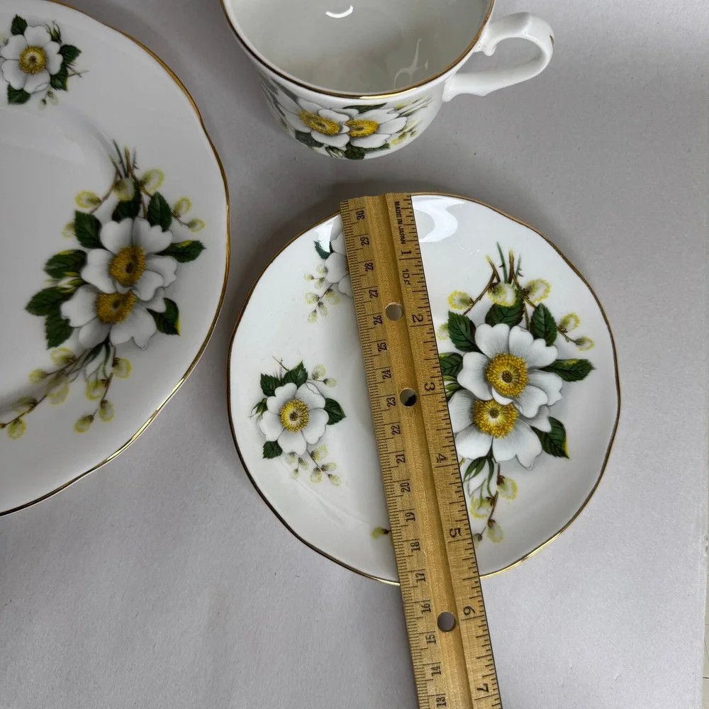 Duchess Bone China England Tea Cup Saucer and Side Plate Trio‎ White Floral Gold